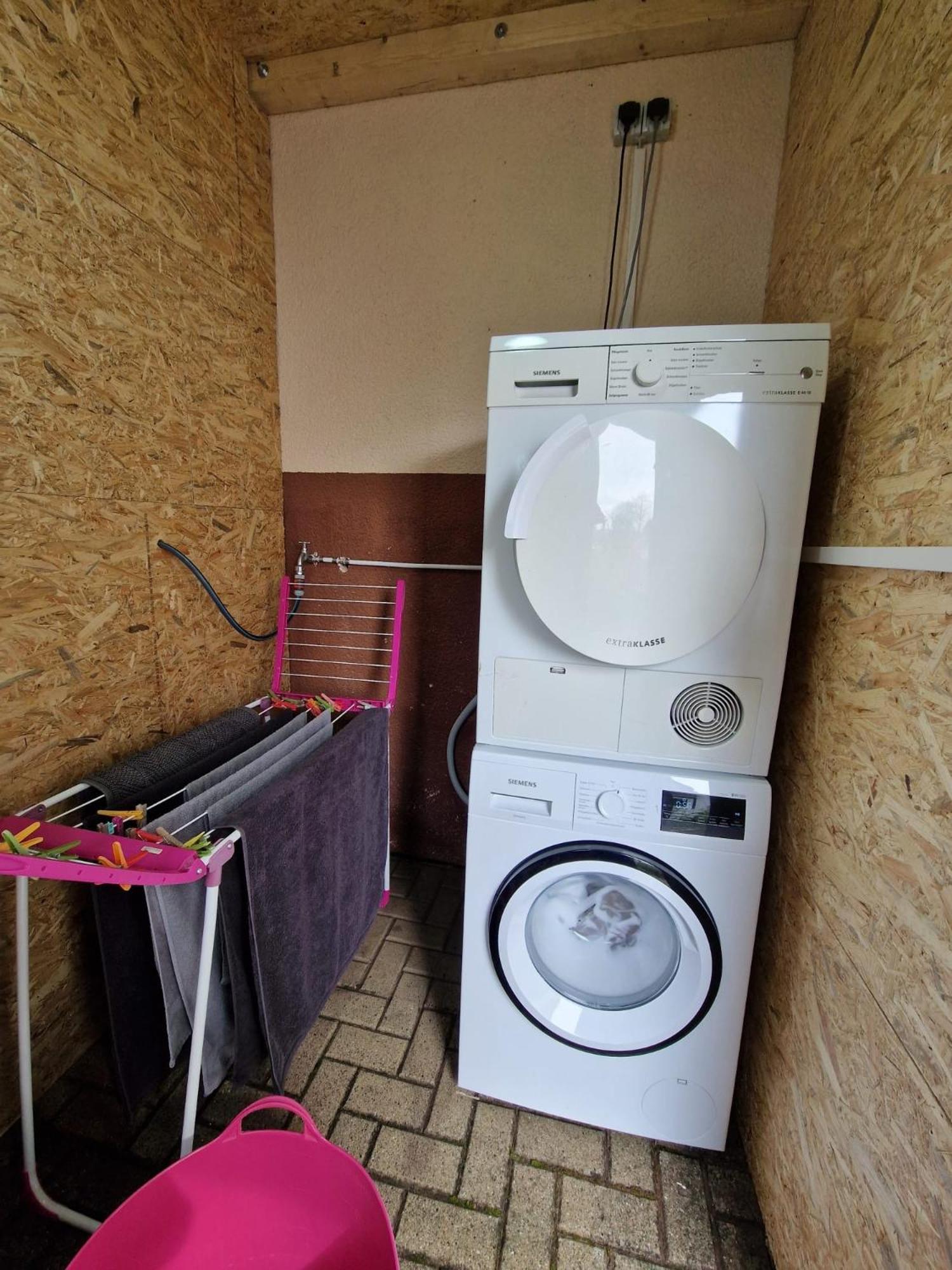 Ferienwohnung Am See Dillich - Ruhige Lage - Eigener Garten - Direkt Neben Einem Natursee Borken  外观 照片